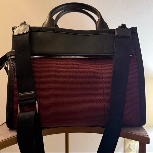 Marc Jacobs The Inside Out Jacquard Medium Tote Bag - Picture 8 of 13